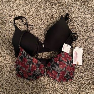 NWT Jessica Simpson Bras